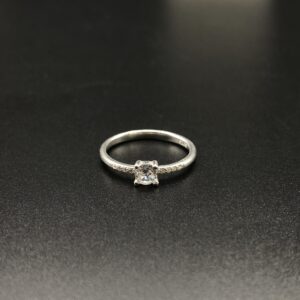 Pure Silver Thin Ring with Zirconia