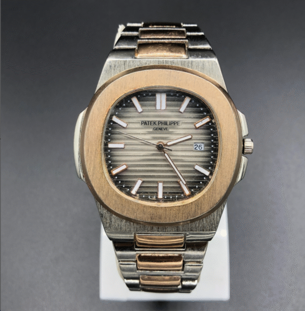 Patek Philippe Nautilus – Two-Tone Elegance